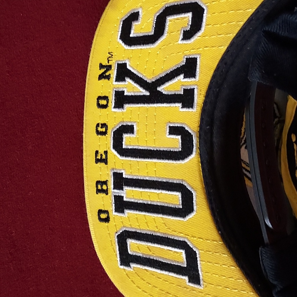 Zephyr Oregon Ducks Snapback Hat - Picture 2 of 3